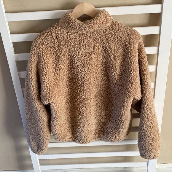 Hollister Teddy Pull Over Sweater Tan Brown Size small - Picture 6 of 15